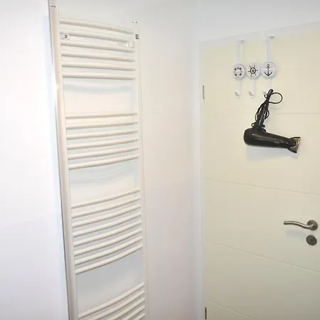 Haus Steilufer Nr 01 *