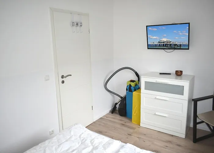 Haus Steilufer Nr 01 *