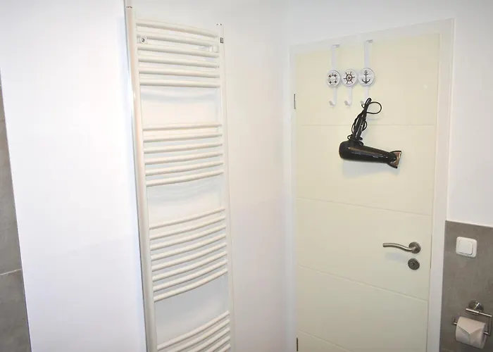 Haus Steilufer Nr 01 *